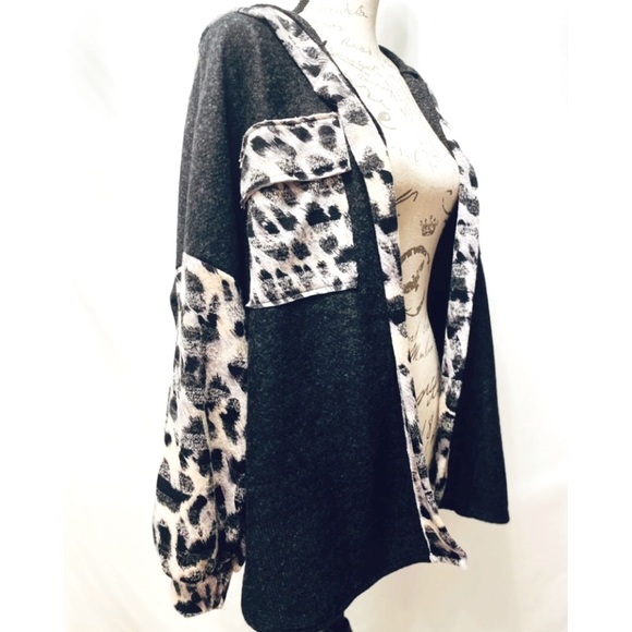 Open Black/Gray Blend Jacket Animal Print Trim with Hood Front Chest Pockets NWT - Picture 8 of 16